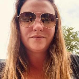 Meet your Posher, Casey